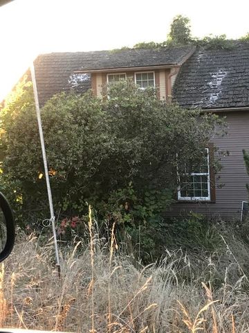 79021 Quincy Mayger Rd, Westport, OR 97016-2144