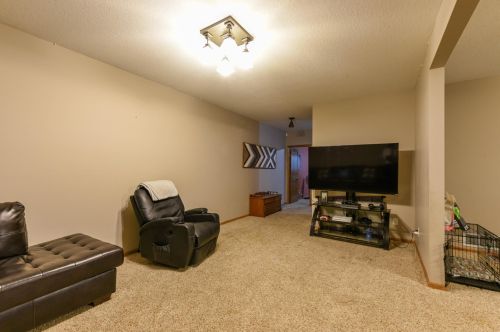 5102 Mary Allen Ln, Brainerd MN  56401-7989 exterior
