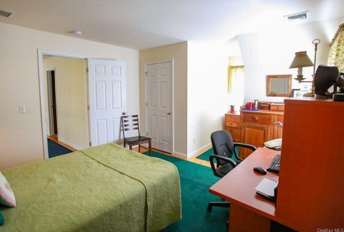 194 High Meadows Rd, Walden NY  12586-2609 exterior