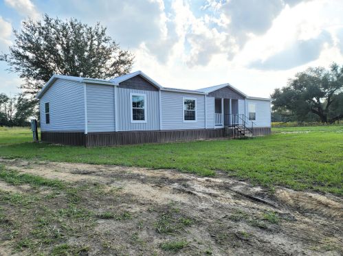 7045 Hamilton Rd, Grand Ridge, FL 32442-4362