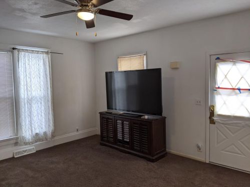 612 Cross St, Clinton, WI 53525-9793