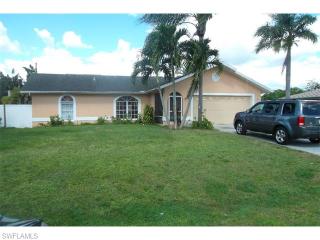 5291 23rd Pl, Naples, FL 34116-6801