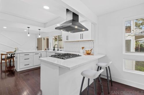 3170 Via De Caballo, Encinitas CA  92024-6925 exterior