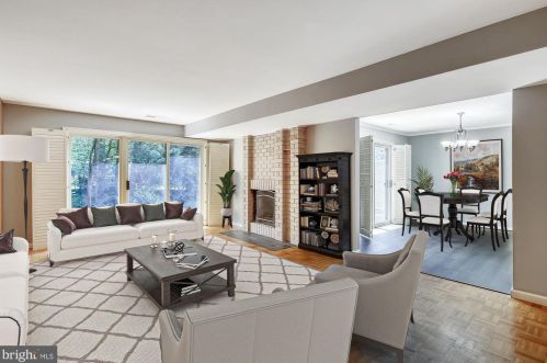 11601 Hunters Green Ct, Herndon, VA 20191-3505