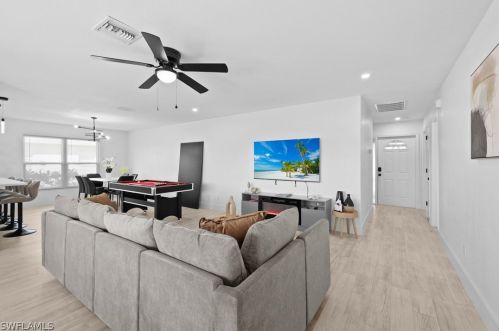 1414 6 Ave, Cape Coral FL  33909-0013 exterior