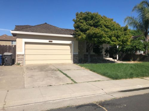 16161 Showlow Ln, Lathrop, CA 95330-9664