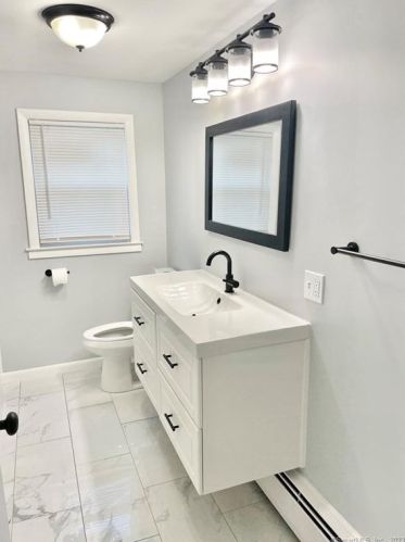 258 Bassett St, New Britain CT  06051-3438 exterior