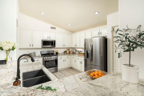 33237 45th Pl, Cave Creek AZ  85331-5073 exterior