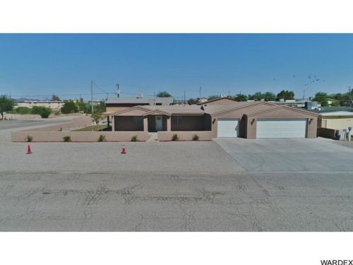 301 Mohave Ave, Parker AZ  85344-6331 exterior