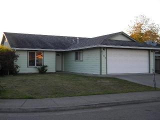 2764 Strating Ct, Mckinleyville, CA 95519-4721