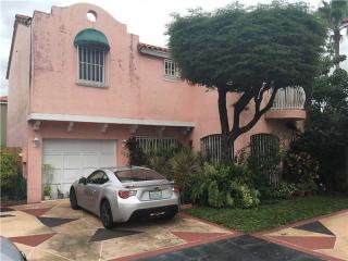 116 85th Ct, Miami, FL 33126-3815