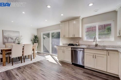 16651 Kildare Rd, San Leandro CA  94578-1215 exterior