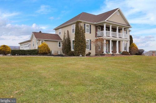 163 Scenic Dr, Moselem, PA 19526
