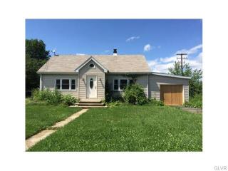 4131 Lincoln Ave, Coopersburg, PA 18036-1001