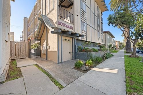 1054 2nd St, Long Beach, CA 90802-5509