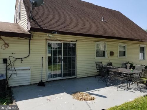 53 Middleton Ln, Willingboro, NJ 08046-3127
