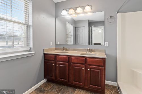 29 Spring View St, Carlisle PA  17013-4460 exterior