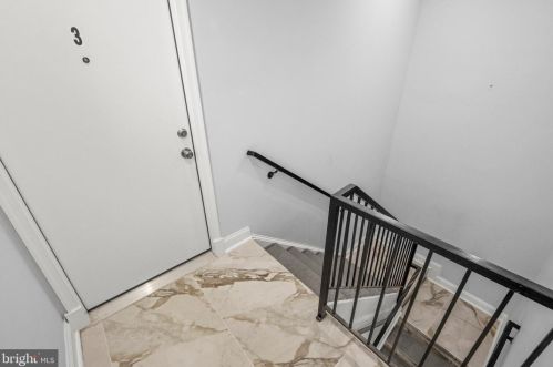 1111 Holbrook Ter, Washington DC 20002-2704 exterior