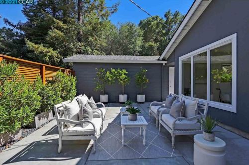 4 Loma Vista Dr, Orinda CA  94563-2213 exterior