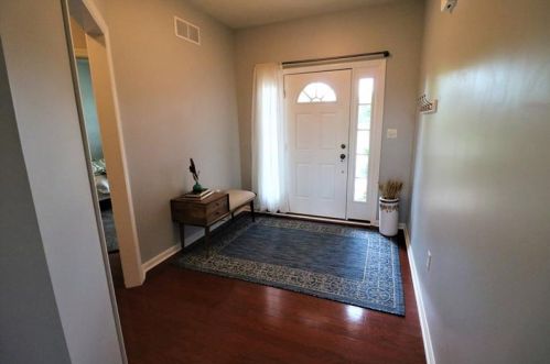 131 Summit Dr, Sewickley, PA 15143-8893