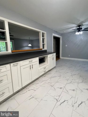 9505 Eastern View Trl, Fredericksburg VA  22408-1733 exterior
