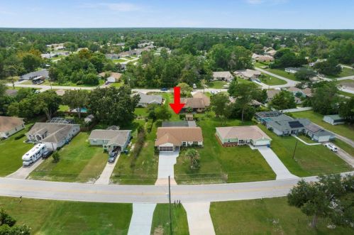 6572 Freeport Dr, Brooksville, FL 34608-1207