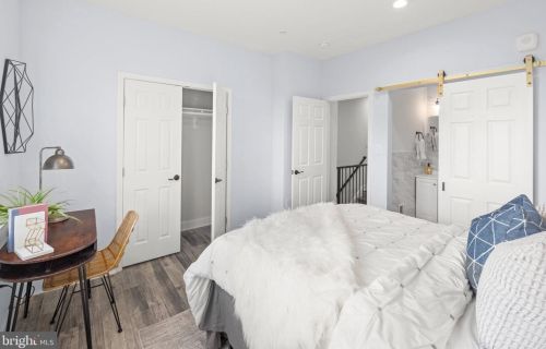 1111 Holbrook Ter, Washington DC 20002-2704 exterior