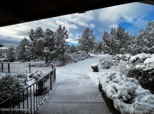 375 Shadow Rock Dr, Sedona AZ 86336-3451 exterior