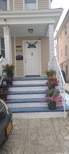 95-32 113th St, Jamaica NY  11418-1340 exterior