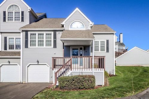 46 Katherine Ct, Huntington, CT 06484-4335