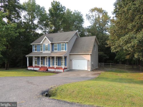 8721 Oldham Rd, Fredericksburg, VA 22408-8757
