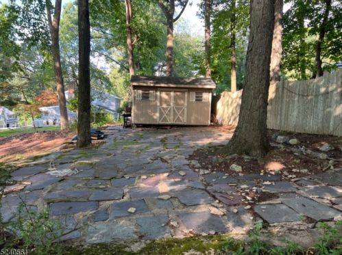 47 Hillside Rd, Sparta NJ  07871-2013 exterior