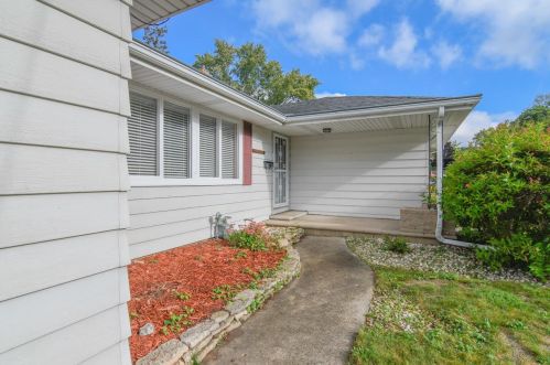 532 Bader St, Green Bay, WI 54302-4059