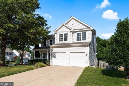 8749 Hackney Dr, Bristow, VA 20136-2034
