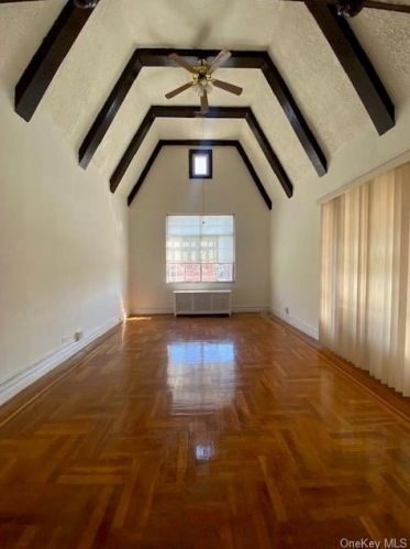 2111 Matthews Ave, Bronx NY  10462-2600 exterior