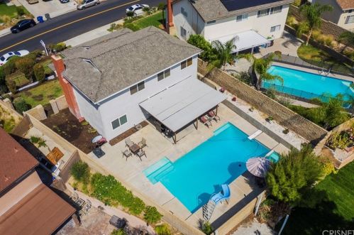 29108 Flowerpark Dr, Santa Clarita, CA 91387-1863