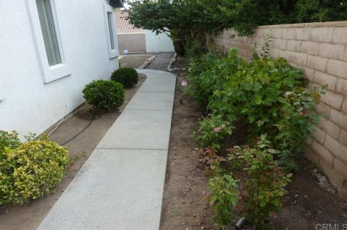 19390 White Birch Ct, Lake Elsinore CA  92530-6374 exterior