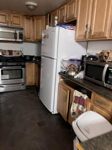 817 10th St, Union City, NJ 07087-5535