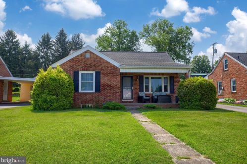 45 7th St, Mount Wolf PA  17347 exterior