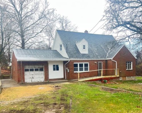 1113 Norwood St, Mckeesport PA  15133-3933 exterior