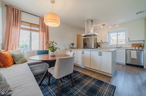 1122 Ivy St, Escondido CA  92026-3031 exterior