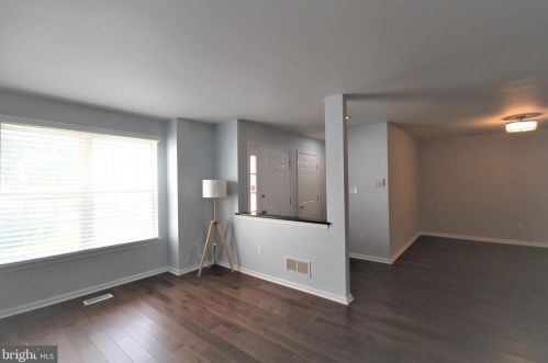 118 Shoal Creek Dr, Blue Bell PA  19422-3250 exterior