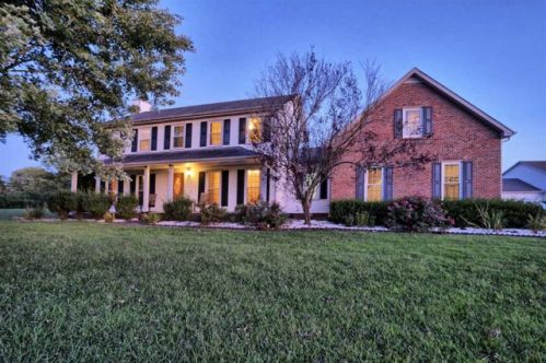 101 Bonnie Ct, Clarksville, TN 37042-4538