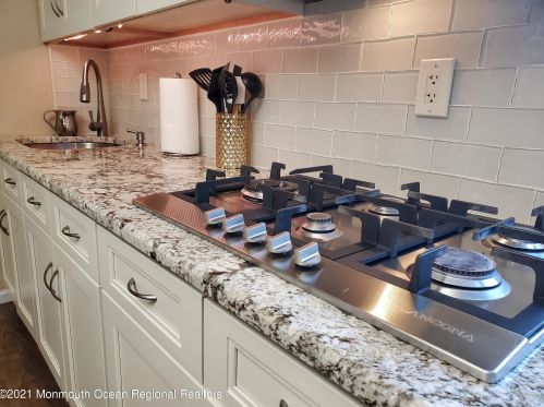 1162 Cecil Ct, Lakewood NJ  08701-5865 exterior