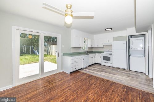 415 Jefferson Ave, Downingtown PA 19335-3025 exterior