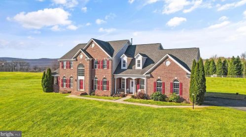 14061 Merlot Ln, Purcellville, VA 20132-1776