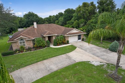 615 Saxon Blvd, Deltona, FL 32725-8624