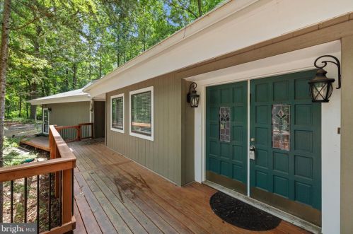 20787 Evergreen Ml Rd, Leesburg VA  20175-6412 exterior