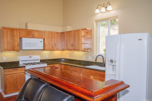 50352 Chuckwagon Rd, Orange Cove, CA 93675-9215