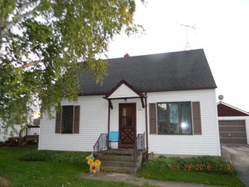 1006 Adams St, Rio Creek, WI 54201-1702